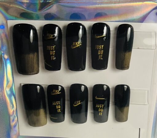 Gold & Black Square Nails (L) - Image 2