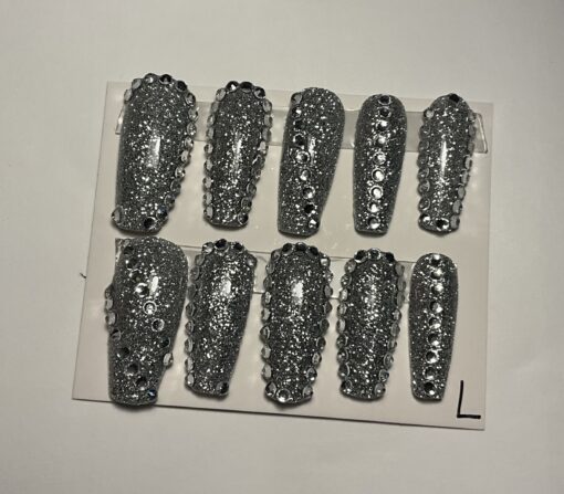 Silver Glitter Coffin Nails. ( L )